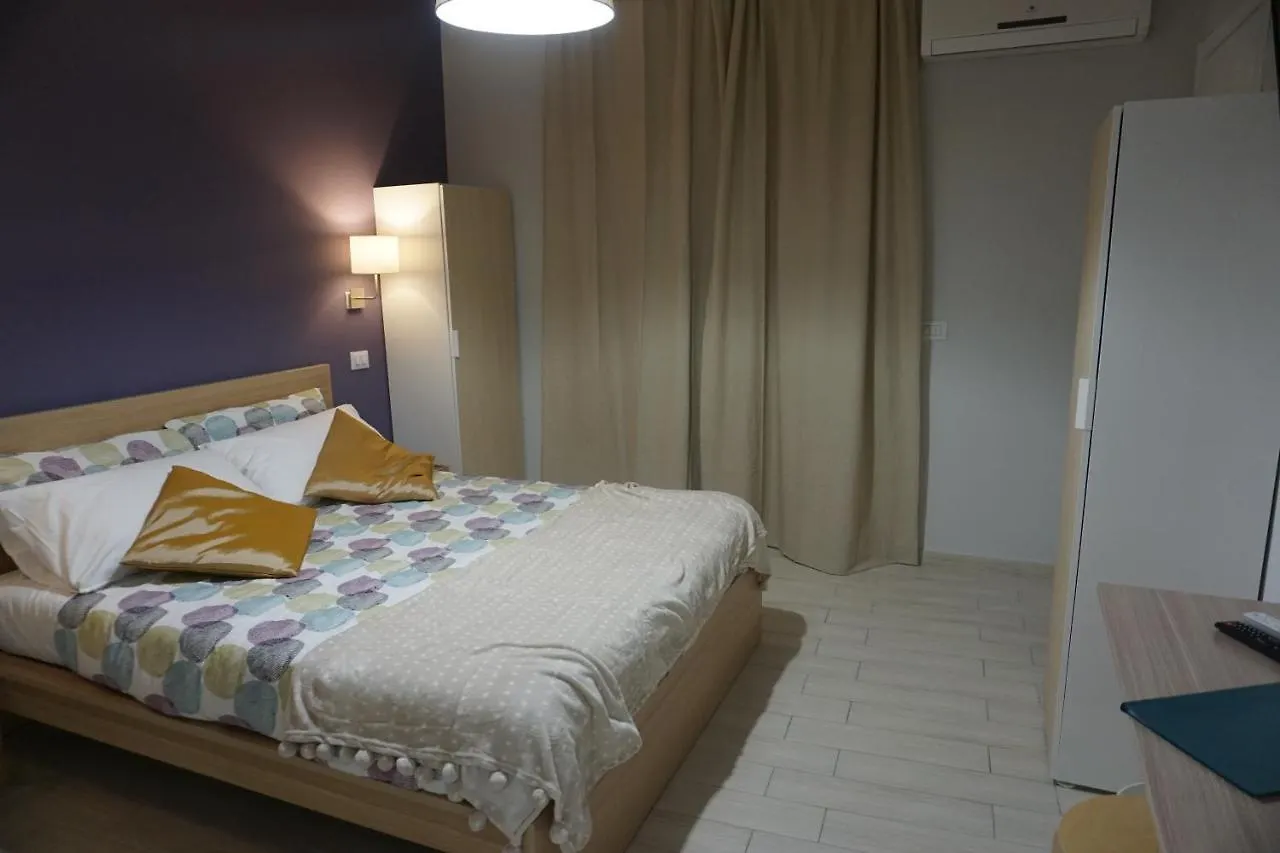 Borgo 22 Bed and Breakfast Κατάνια 2*,
